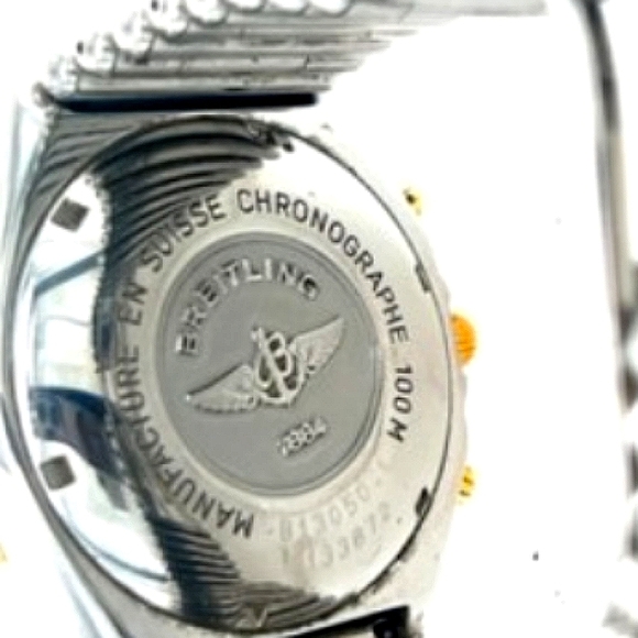 Breitling 18K Windrider Chronomat Automatic  Yellow Gold Watch - Picture 6 of 6